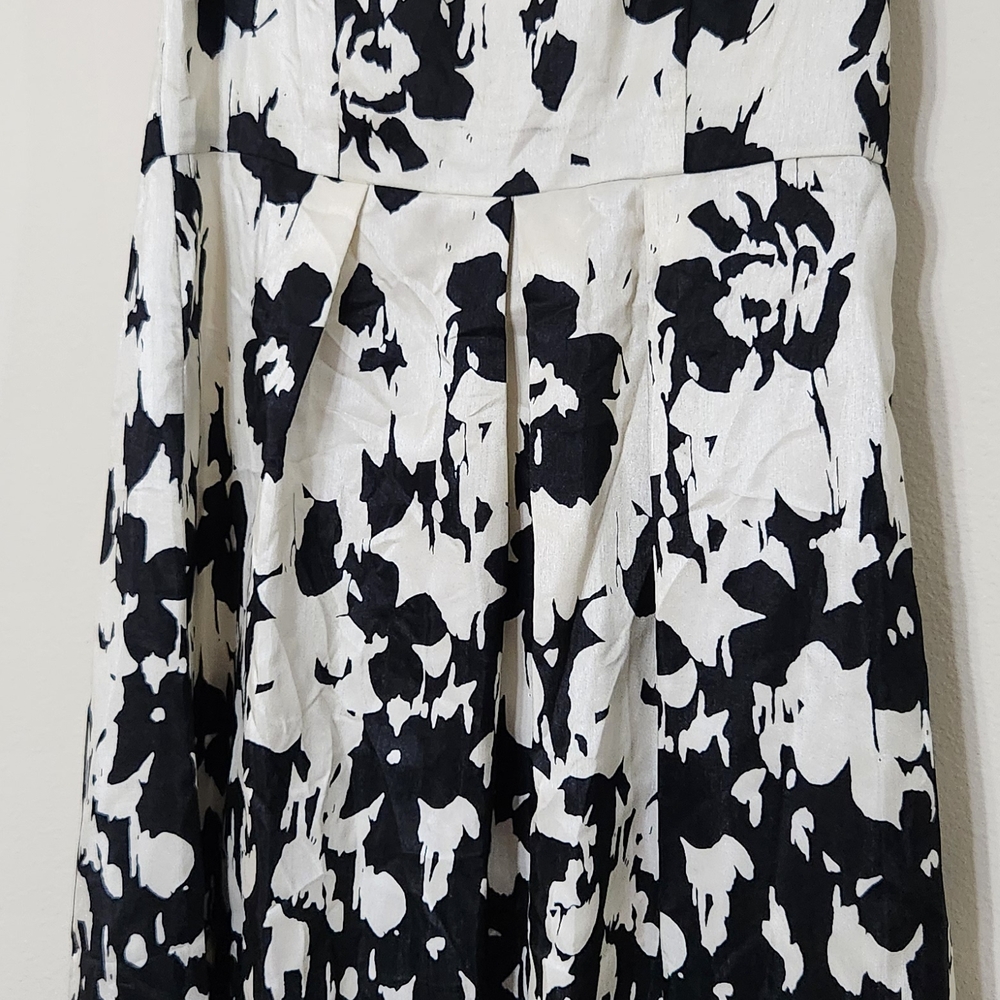 Studio I Black and White Floral Midi Dress